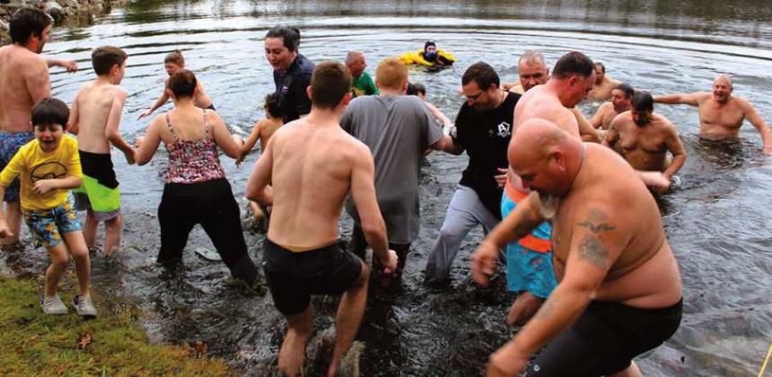Annual Springfield Splash tests 36 hearty souls