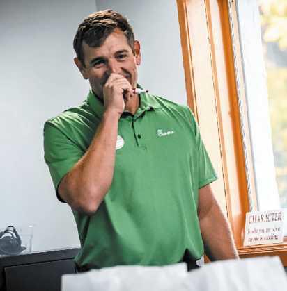Local business leader inspires students through STEP presentation