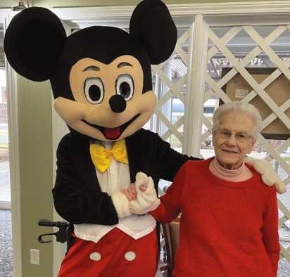 Mickey Mouse spreads cheer at Elizabeth Scott Community